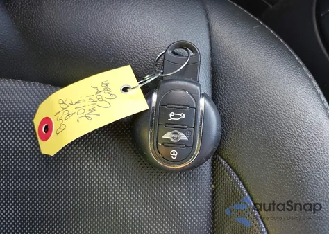 2015 Mini Hardtop Cooper из США, поврежденный, VIN WMWXM5C57F3A04447